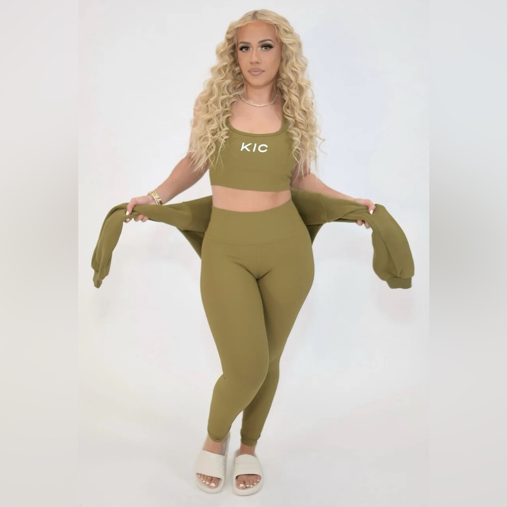 sports bra & leggings matching set